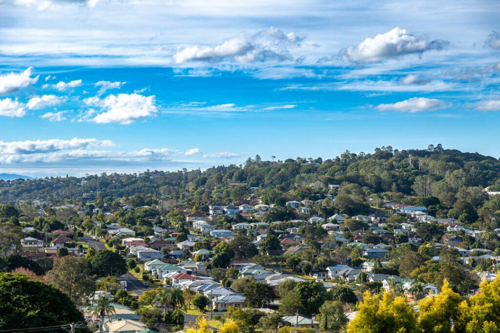 australia's country town lismore houses